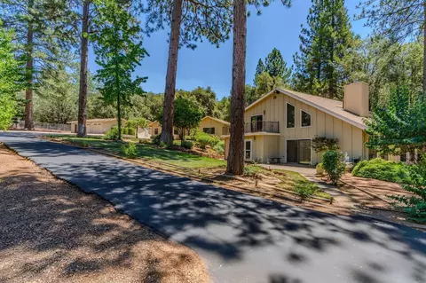 Exterior - 20301 E Clinton Rd, Jackson, CA 95642 photo 5 of 14