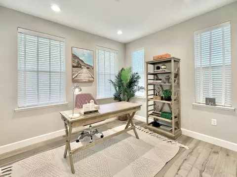 1053 Dolcini Ln, Davis, CA 95616 photo 4