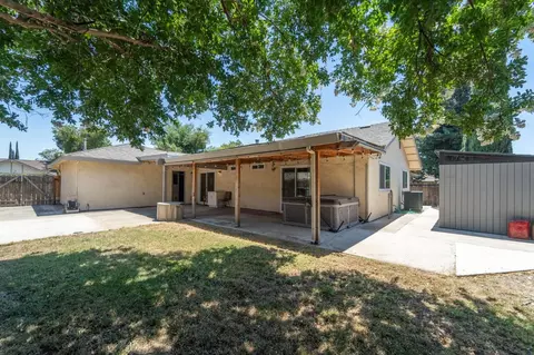 Exterior - 4029 Timahoe Dr, Modesto, CA 95356 photo 6 of 7