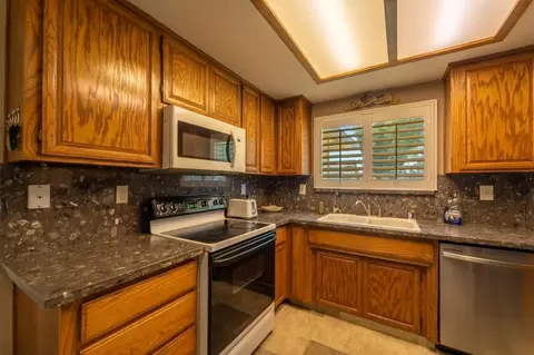 Kitchen - 4029 Timahoe Dr, Modesto, CA 95356 photo 1 of 1