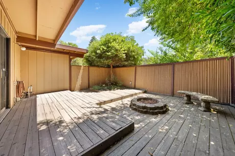 Exterior - 4513 Foster Way, Carmichael, CA 95608 photo 2 of 4