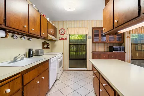 Kitchen - 4513 Foster Way, Carmichael, CA 95608 photo 1 of 1