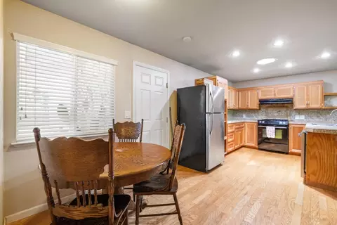 Dining - 4810 Cedar Ravine Rd, Placerville, CA 95667 photo 1 of 2