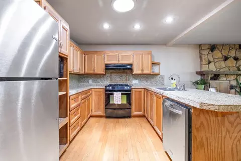 Kitchen - 4810 Cedar Ravine Rd, Placerville, CA 95667 photo 2 of 3