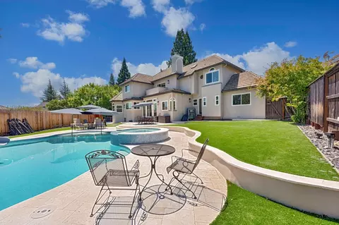 108 Russville Ct, Folsom, CA 95630
