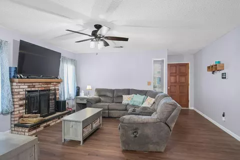 20324 Rhinestone Dr, Hilmar, CA 95324 photo 4