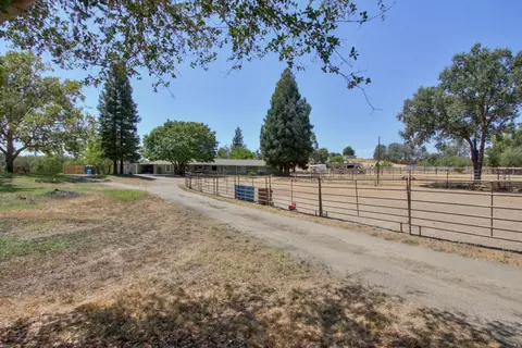 Exterior - 7420 Carr Hall, Loomis, CA 95650 photo 18 of 21