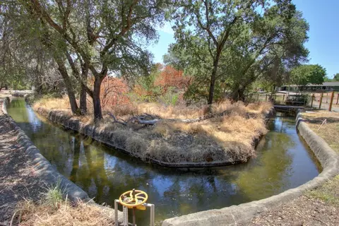 View/Area - 7420 Carr Hall, Loomis, CA 95650 photo 1 of 13