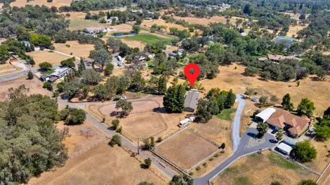View/Area - 7420 Carr Hall, Loomis, CA 95650 photo 3 of 13