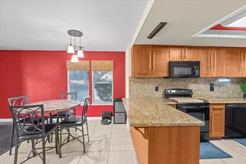 Kitchen - 3138 Andre Ln, Turlock, CA 95382 photo 4 of 5