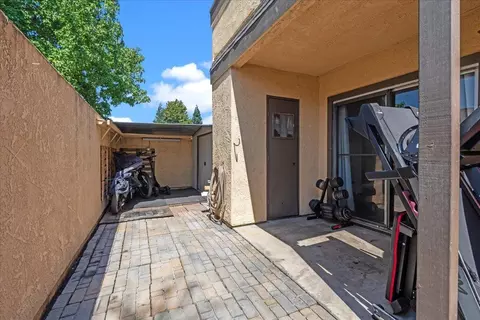 Exterior - 3138 Andre Ln, Turlock, CA 95382 photo 8 of 11