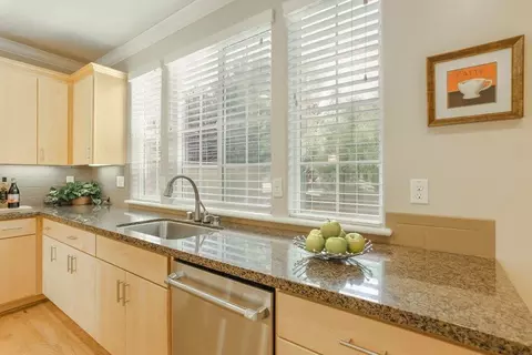 Kitchen - 4571 Blue Oak Pl, Davis, CA 95618 photo 6 of 6