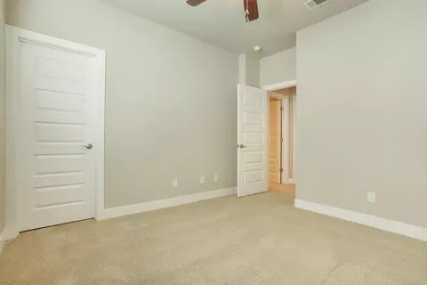 Bedroom - 4571 Blue Oak Pl, Davis, CA 95618 photo 3 of 4