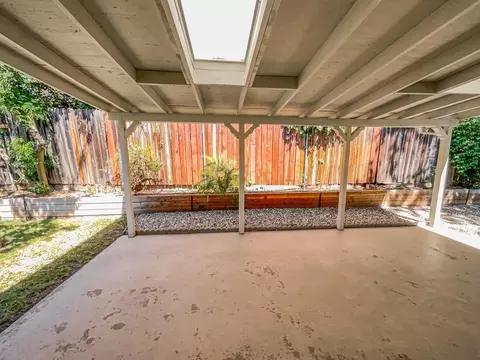 Exterior - 4712 Meyer Way, Carmichael, CA 95608 photo 5 of 8