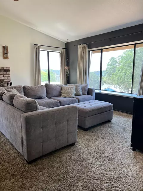 Living - 12969 Beckwith Cir, Sonora, CA 95370 photo 3 of 3