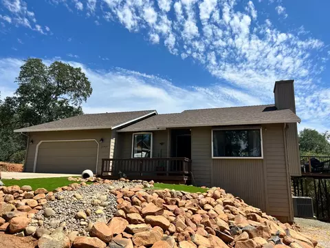 Exterior - 12969 Beckwith Cir, Sonora, CA 95370 photo 2 of 11