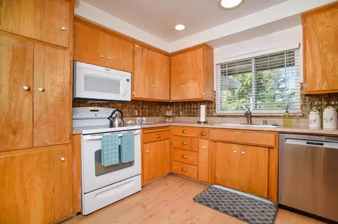 4608 Jan Dr, Carmichael, CA 95608 photo 8