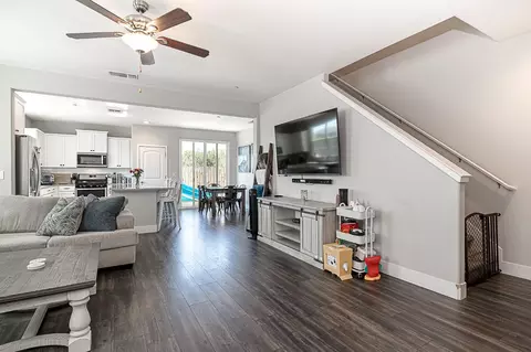 Entry Way - 1631 Fulton Ave, Ripon, CA 95366 photo 1 of 4