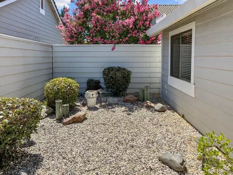 2340 Denbigh Dr, Modesto, CA 95356 photo 27