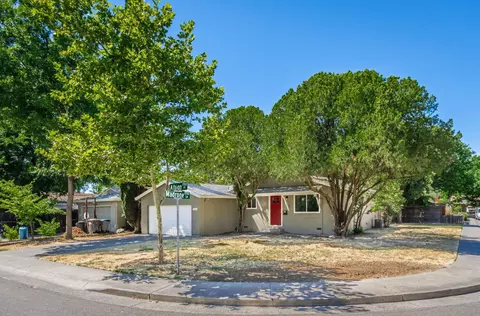 1725 Albion Pl, Davis, CA 95618 photo 2