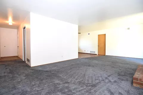 2575 E Canal Dr, Turlock, CA 95380 photo 14