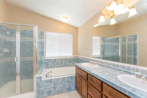 362 Memory Ln, Turlock, CA 95382 photo 23