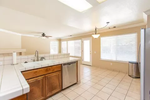362 Memory Ln, Turlock, CA 95382 photo 12