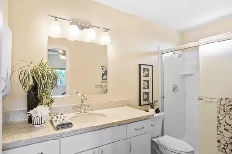 2425 Oxford Ave, Turlock, CA 95382 photo 18