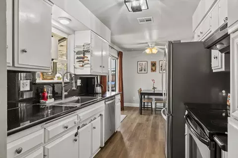 6306 Coyle Ave, Carmichael, CA 95608 photo 8