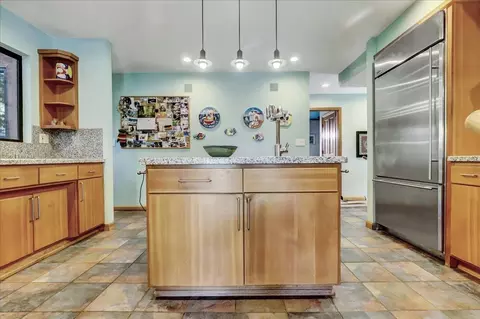 Kitchen - 23357 Meyer Ravine Rd, Grass Valley, CA 95949 photo 6 of 10