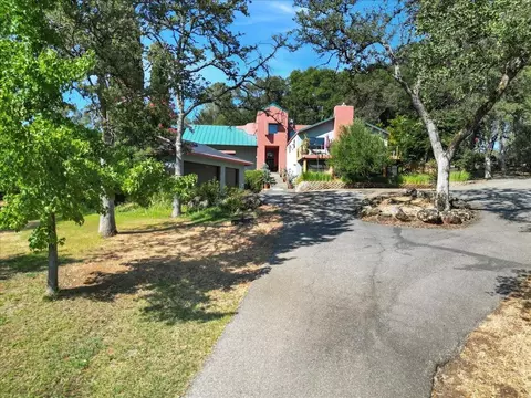 Exterior - 23357 Meyer Ravine Rd, Grass Valley, CA 95949 photo 10 of 37