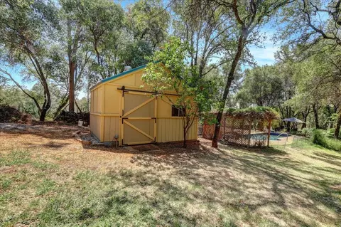 Exterior - 23357 Meyer Ravine Rd, Grass Valley, CA 95949 photo 20 of 37