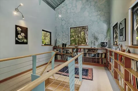Entry Way - 23357 Meyer Ravine Rd, Grass Valley, CA 95949 photo 3 of 6