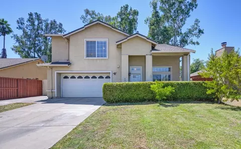 24 Caswell Ct, Sacramento, CA 95838