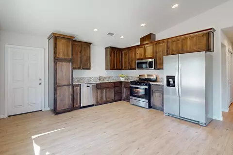 Kitchen - 2136 California St, Sutter, CA 95982 photo 3 of 4