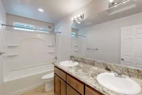 Bath - 2136 California St, Sutter, CA 95982 photo 1 of 3