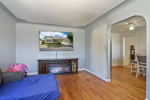 Living - 2035 Haddon Ave, Modesto, CA 95354 photo 3 of 3