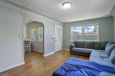 Living - 2035 Haddon Ave, Modesto, CA 95354 photo 2 of 3