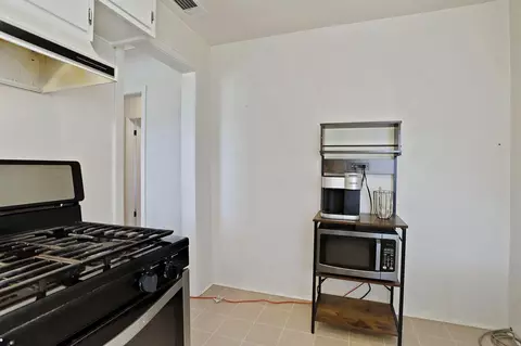 Kitchen - 2035 Haddon Ave, Modesto, CA 95354 photo 4 of 4
