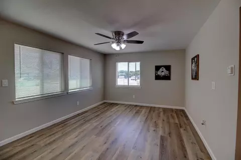 215 Glenn Ave, Modesto, CA 95358 photo 15