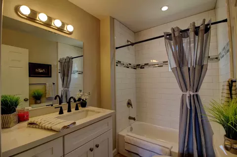 215 Glenn Ave, Modesto, CA 95358 photo 20
