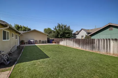Exterior - 2325 W Rumble Rd, Modesto, CA 95350 photo 7 of 11