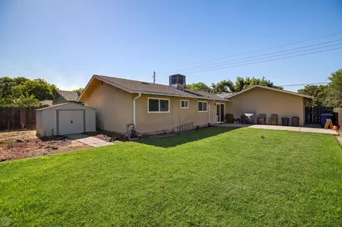 Exterior - 2325 W Rumble Rd, Modesto, CA 95350 photo 5 of 11