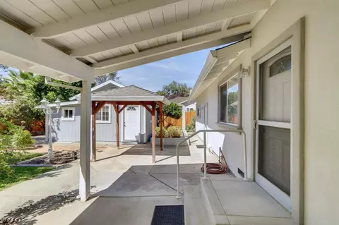 Exterior - 3227 Root Ave, Carmichael, CA 95608 photo 4 of 20