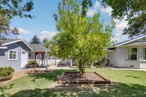 Exterior - 3227 Root Ave, Carmichael, CA 95608 photo 6 of 20