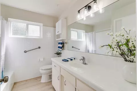 Bath - 3227 Root Ave, Carmichael, CA 95608 photo 1 of 6