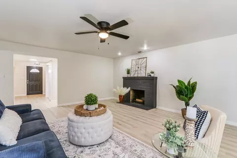 Living - 3227 Root Ave, Carmichael, CA 95608 photo 4 of 7