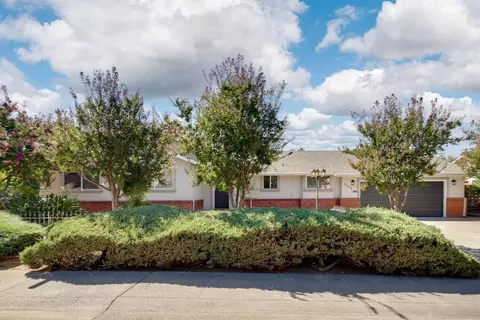 Exterior - 3227 Root Ave, Carmichael, CA 95608 photo 2 of 20