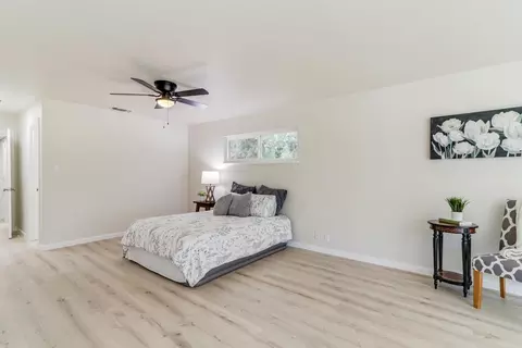 Bedroom - 3227 Root Ave, Carmichael, CA 95608 photo 5 of 8