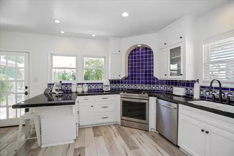 Kitchen - 119 Achor Ct, Modesto, CA 95354 photo 1 of 8